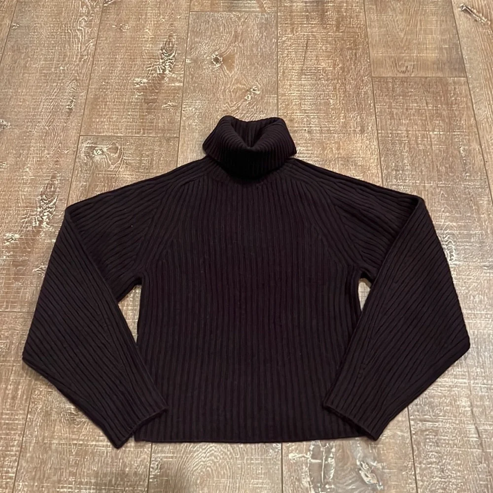 Vince Cashmere Burgundy Chunky Turtleneck Open Back Sweater Plum Wine - Picture 10 of 12